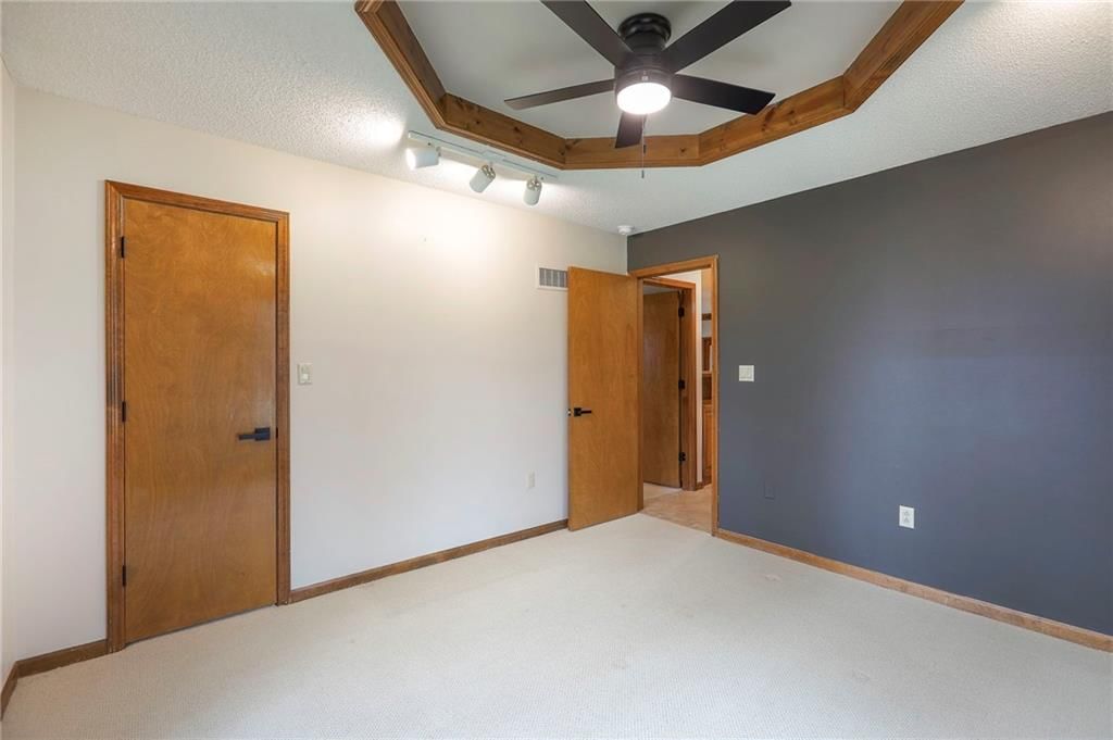 2800 Mohican Avenue — photo 27
