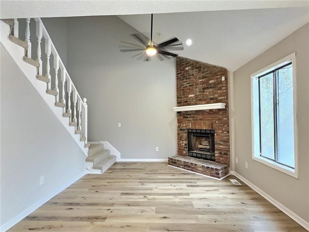 6529 Halsey Street — photo 6
