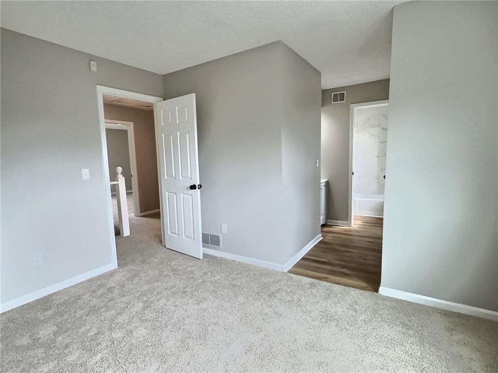 6529 Halsey Street — photo 13
