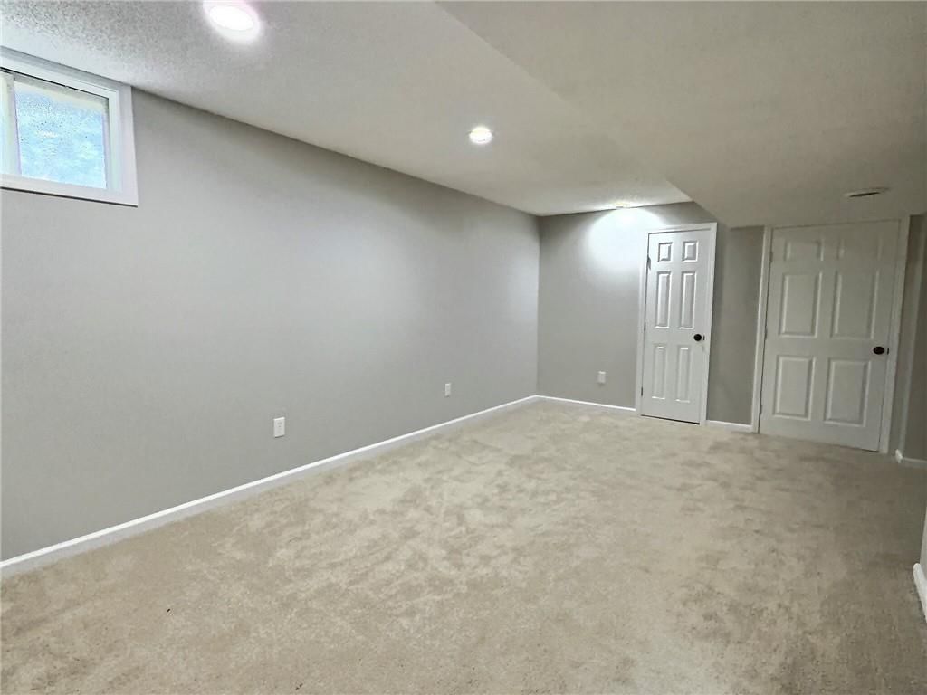 6529 Halsey Street — photo 16