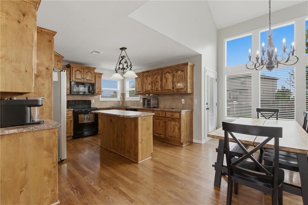 8105 NE 102nd Street — photo 6