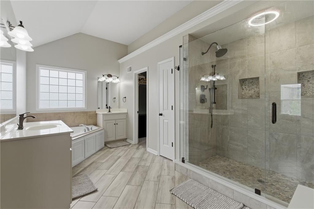 8105 NE 102nd Street — photo 14
