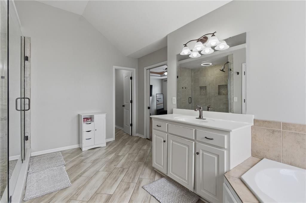 8105 NE 102nd Street — photo 15