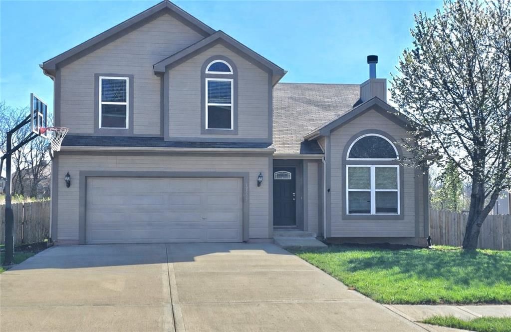 19609 Harbor Drive, Smithville, MO