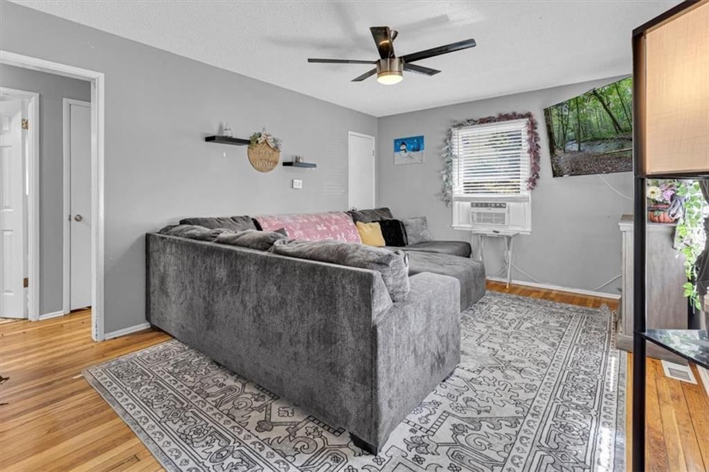 4307 Lister Avenue — photo 6