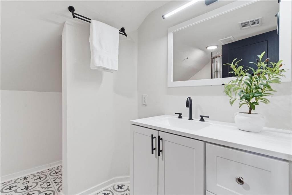 4016 W 47th Terrace — photo 25