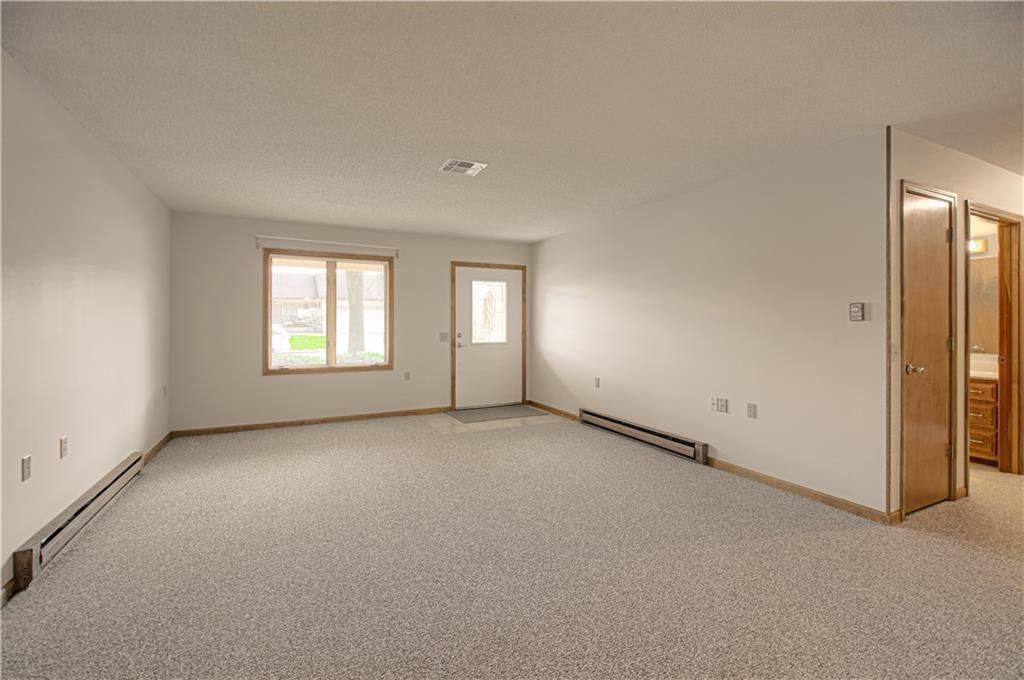 8220 E 190th Street — photo 4