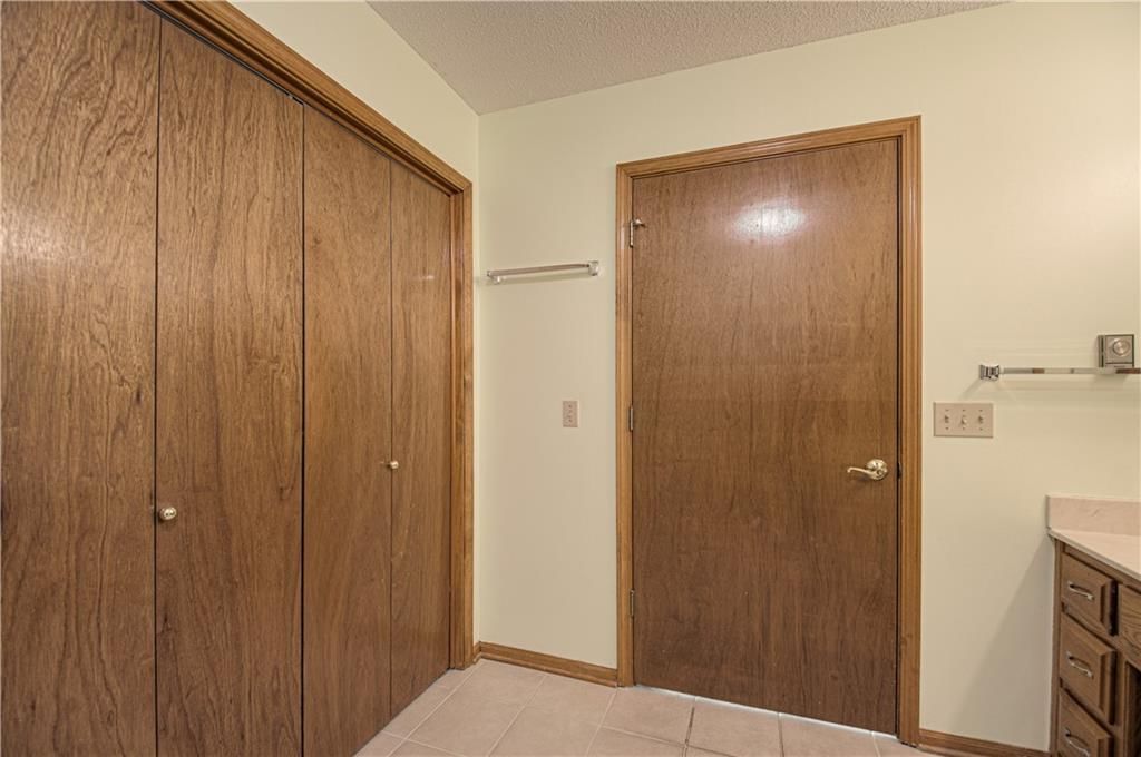 8220 E 190th Street — photo 14