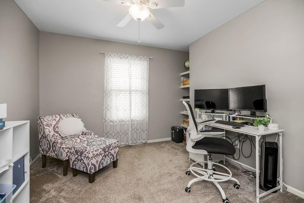 10912 N Manchester Avenue — photo 15