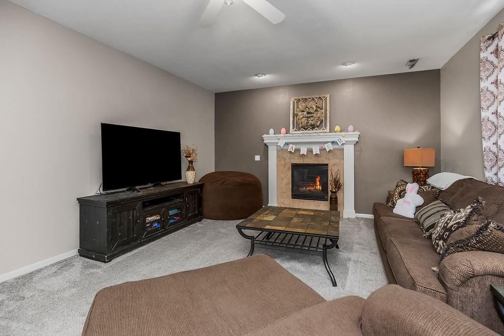 10912 N Manchester Avenue — photo 21