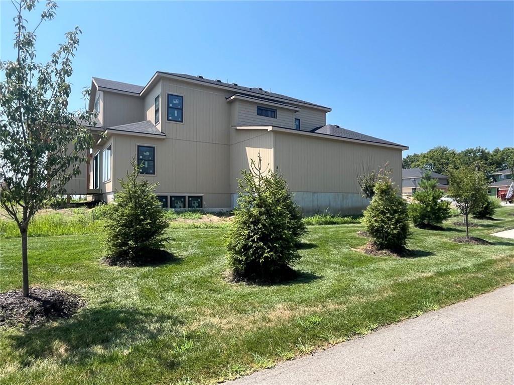 16701 Parkhill Street — photo 65