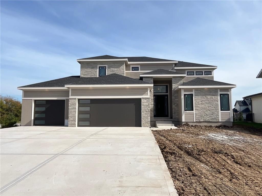 16701 Parkhill Street, Overland Park, KS