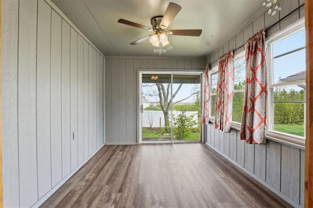 706 E SATURN Drive — photo 8