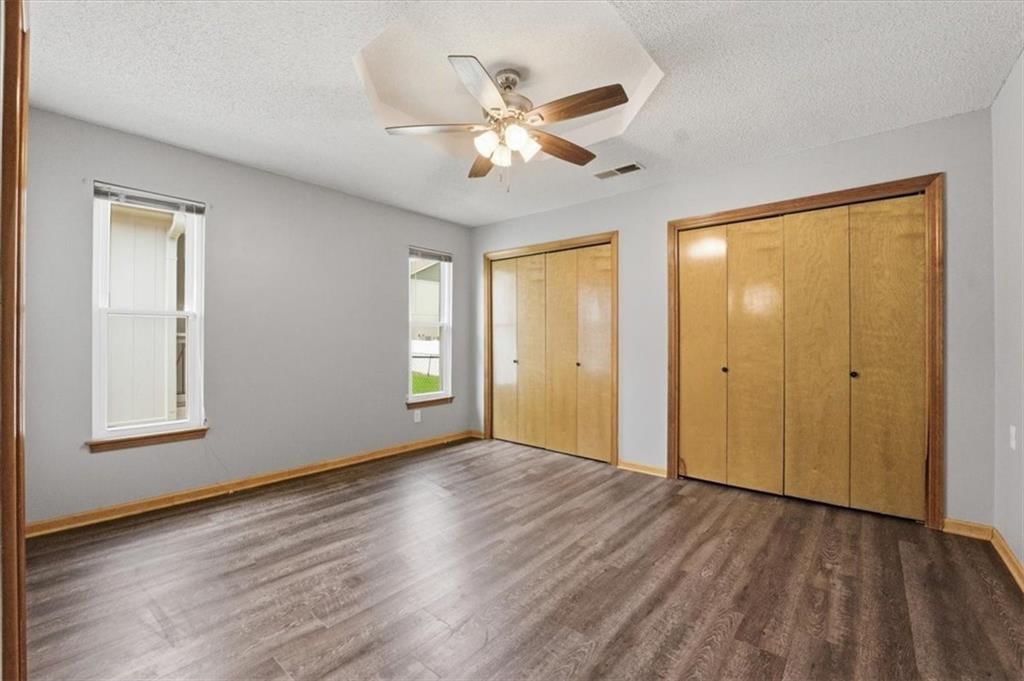 706 E SATURN Drive — photo 16