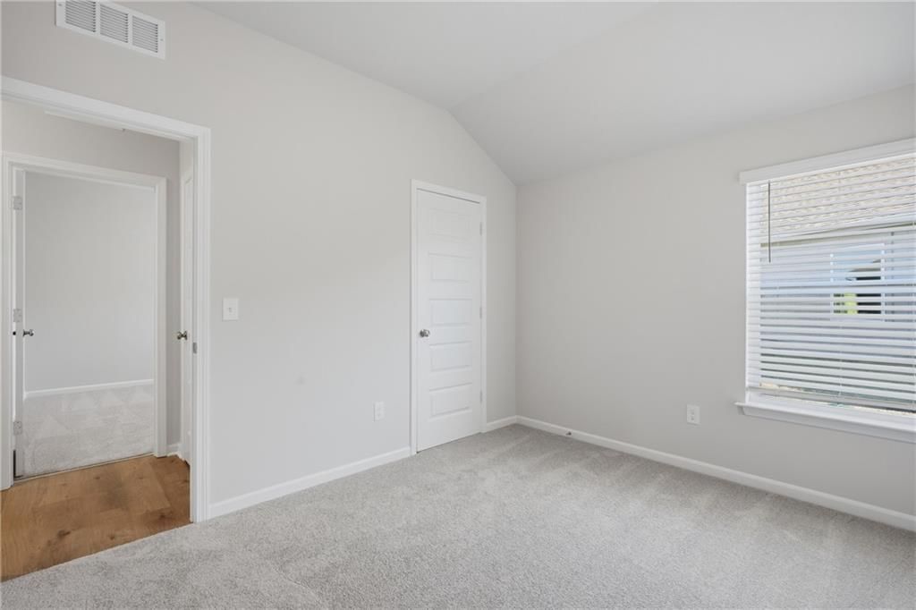 2784 Woodfield Drive — photo 21