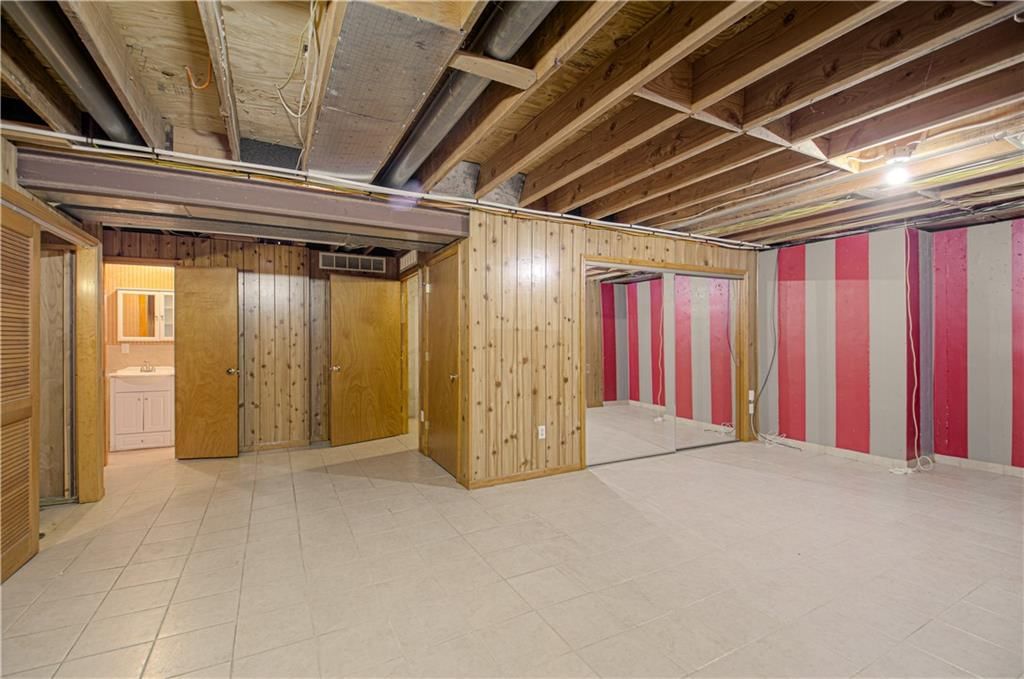 8512 NW 62nd Street — photo 30