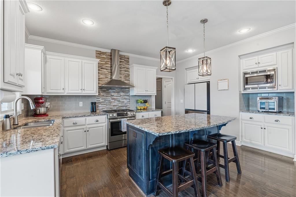 10015 N Richmond Avenue — photo 14