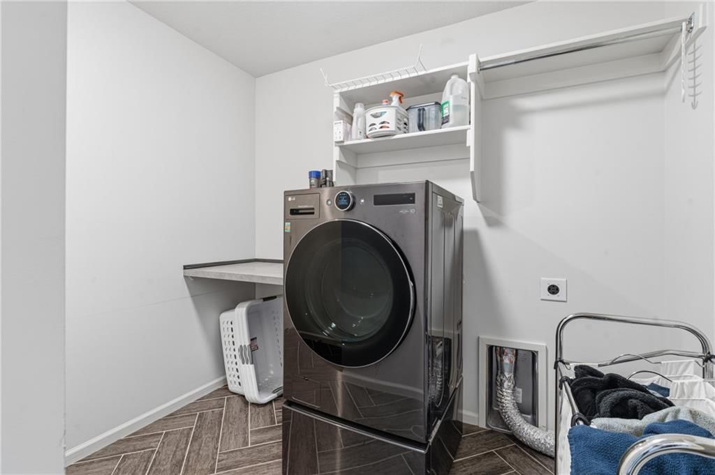10015 N Richmond Avenue — photo 28