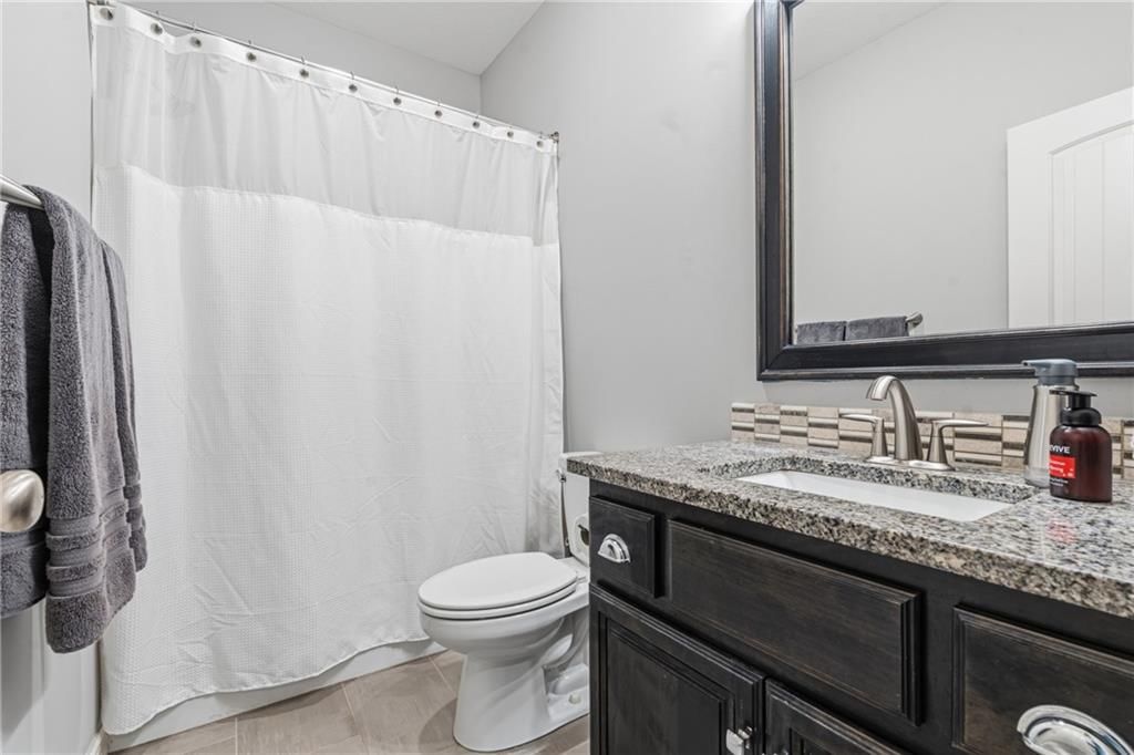 10015 N Richmond Avenue — photo 33