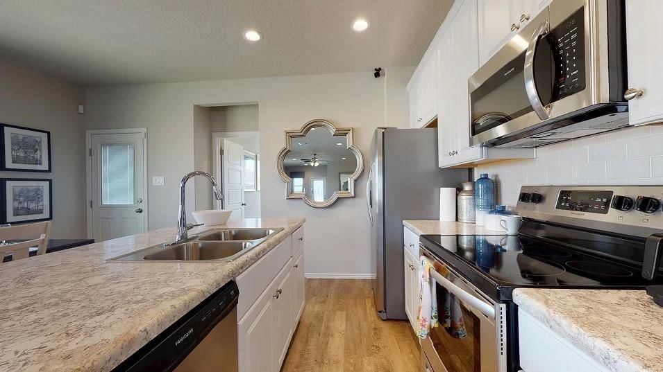 481 Valley View Drive — photo 8
