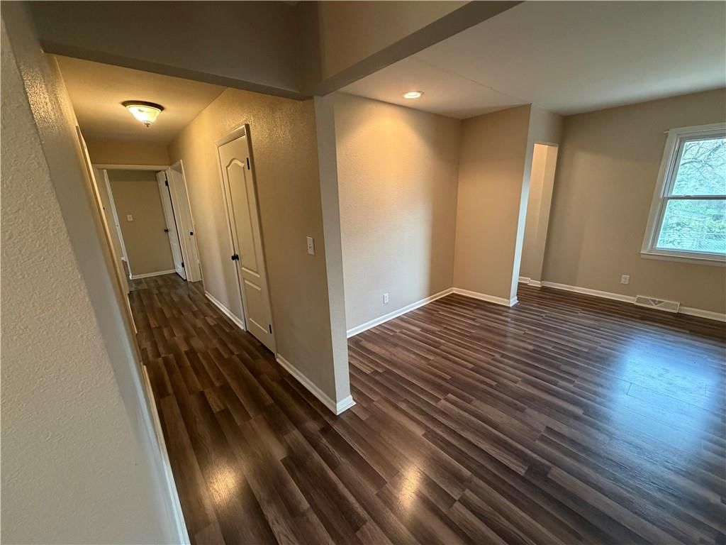 205 W Workman Street — photo 23