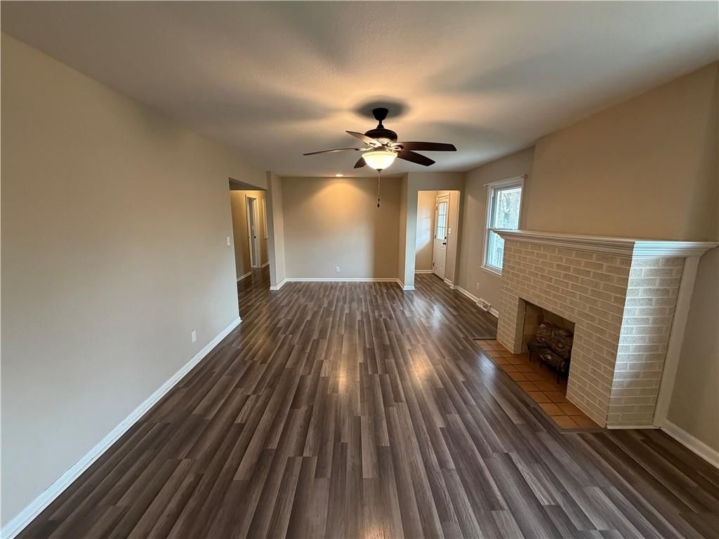 205 W Workman Street — photo 24
