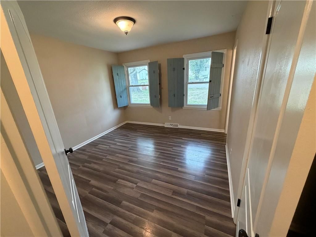 205 W Workman Street — photo 45