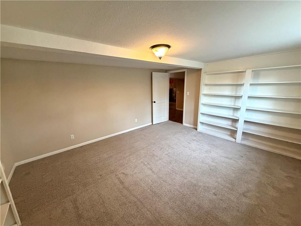 205 W Workman Street — photo 49