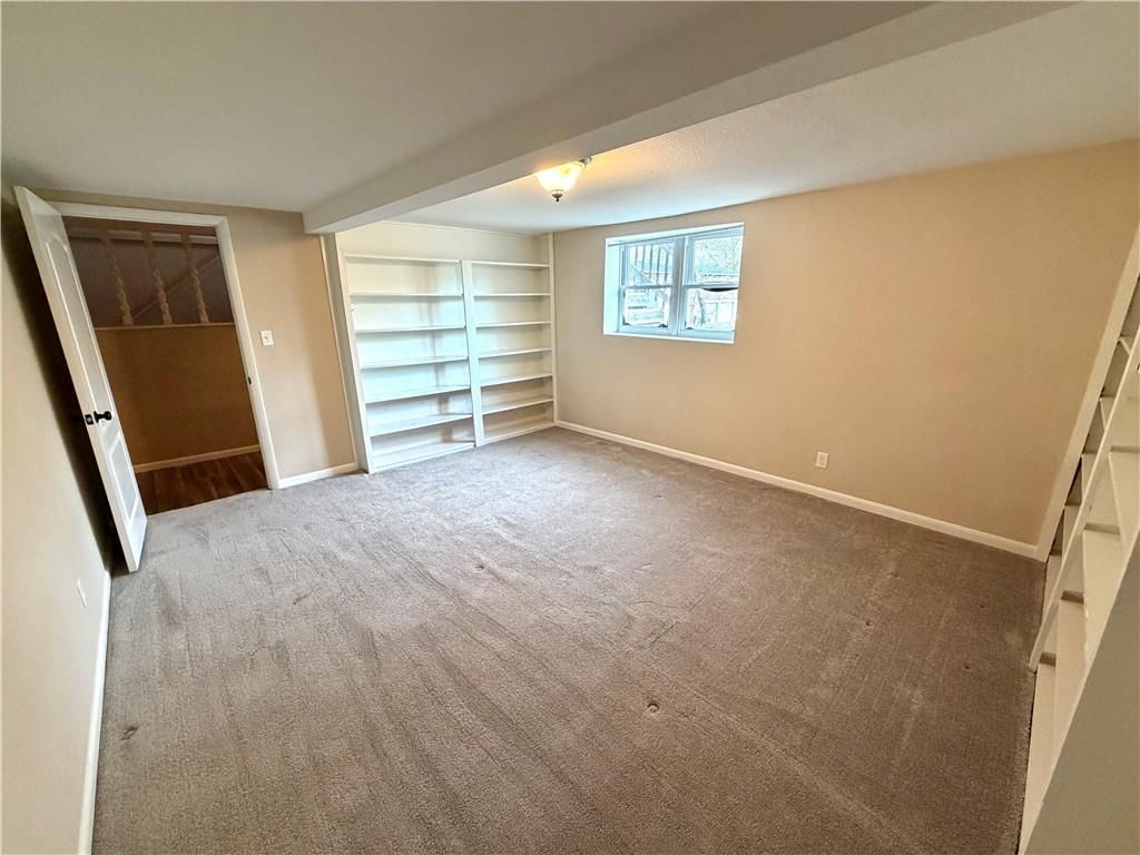 205 W Workman Street — photo 50