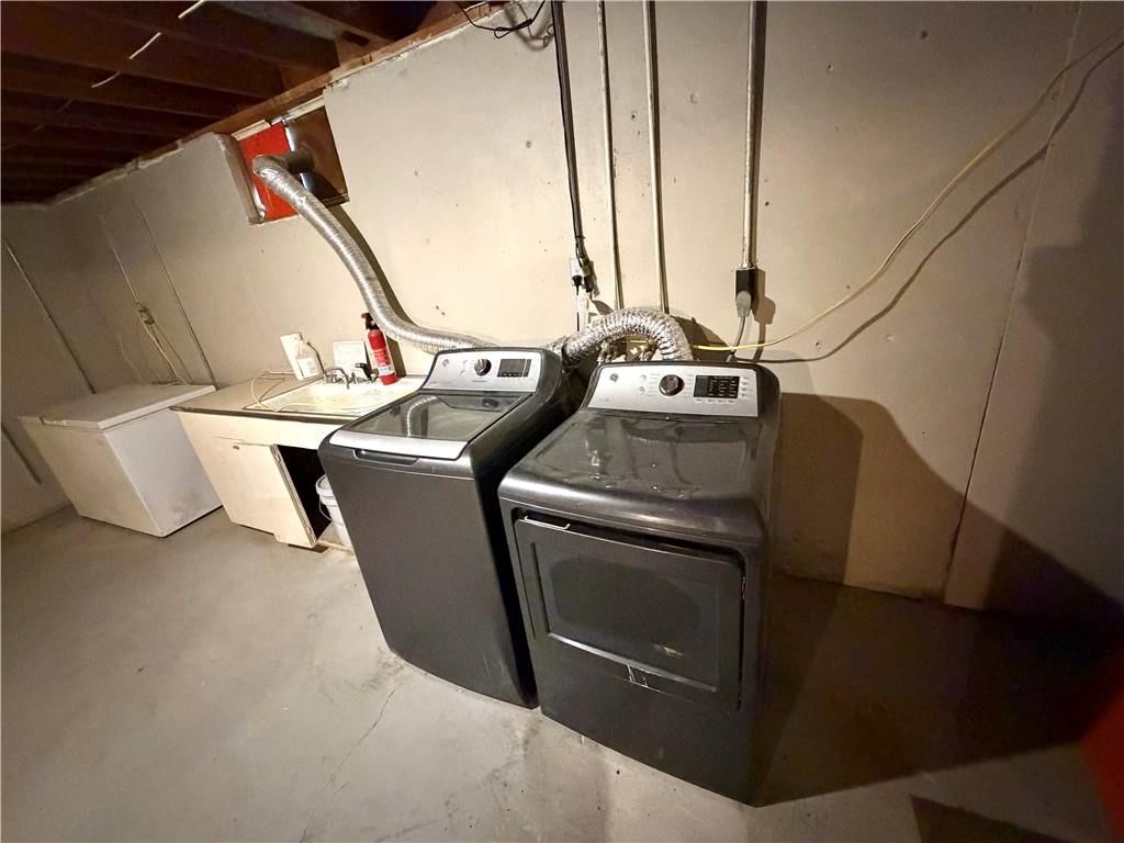 205 W Workman Street — photo 61