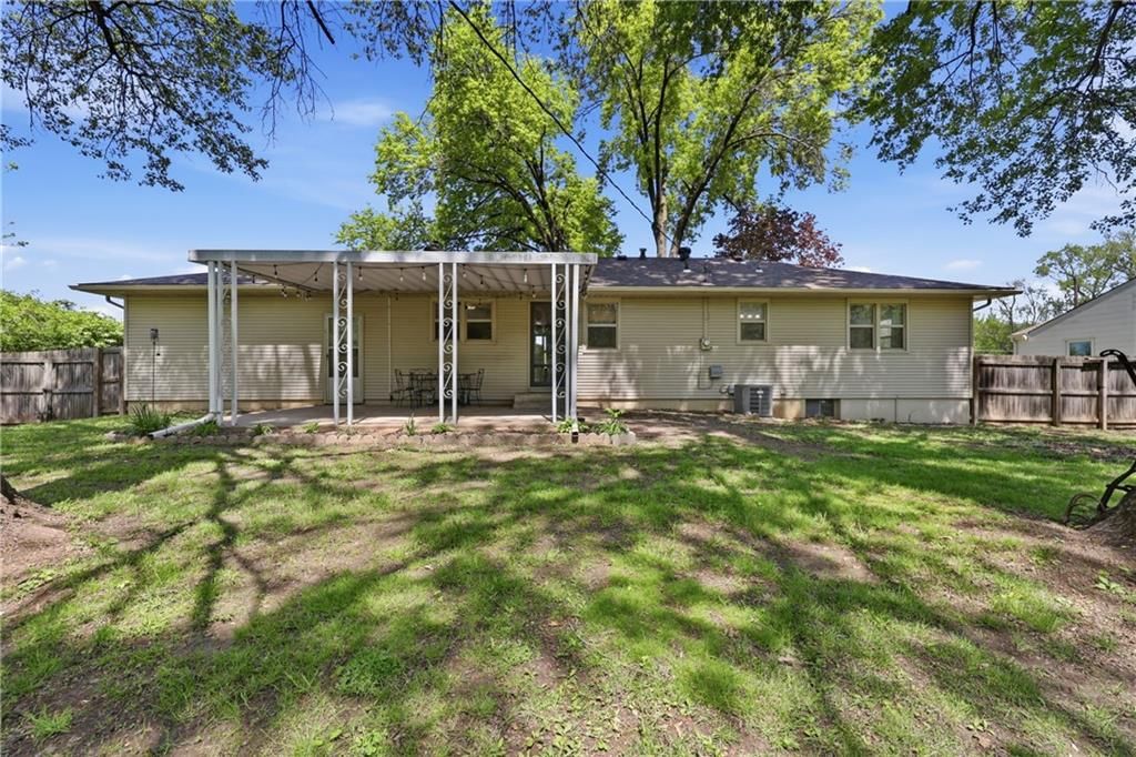18301 E Truman Road — photo 26