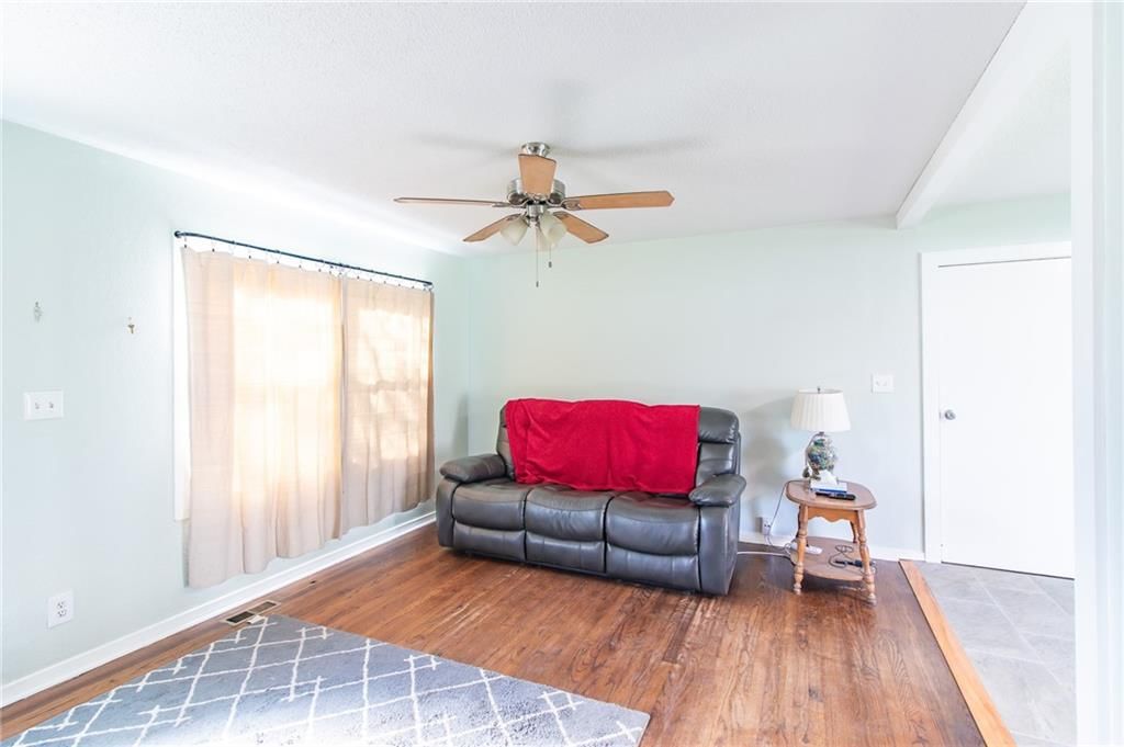 1211 N Cedar Crest Drive — photo 12