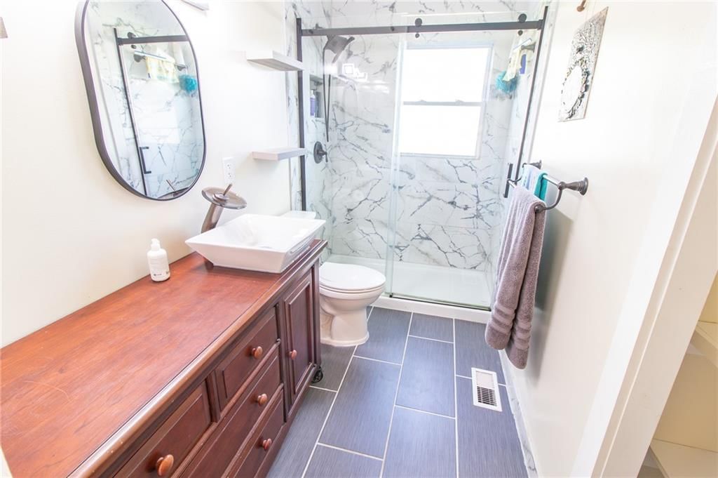 1211 N Cedar Crest Drive — photo 17