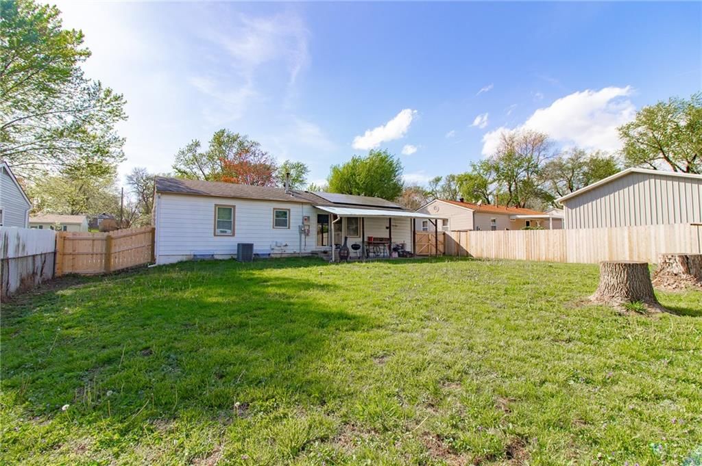 1211 N Cedar Crest Drive — photo 25