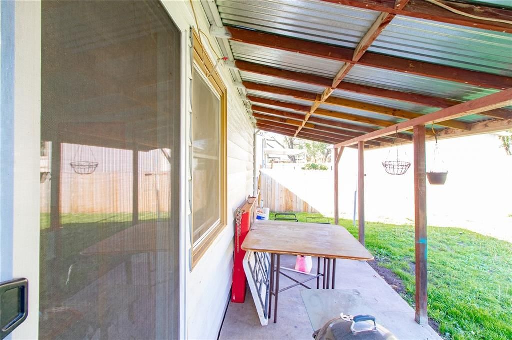 1211 N Cedar Crest Drive — photo 28