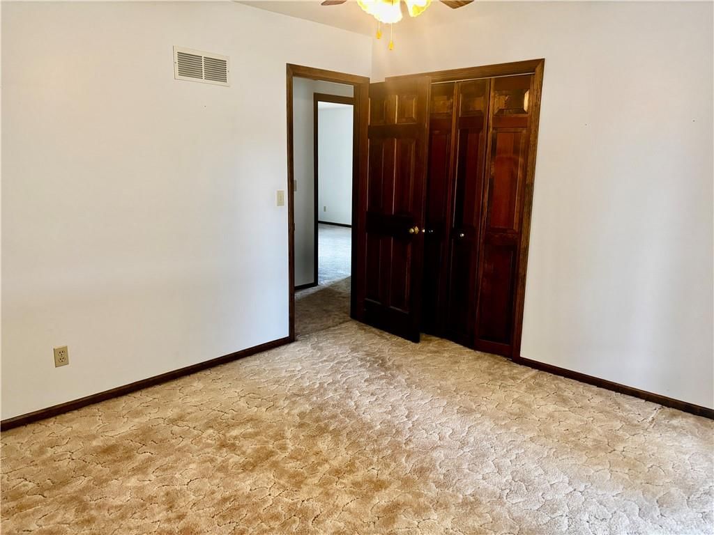 3005 S Viking Court — photo 32