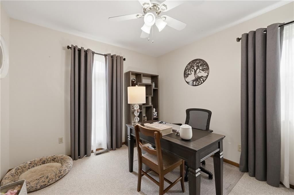707 Christopher Drive — photo 10