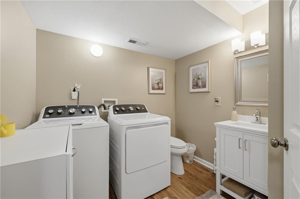 707 Christopher Drive — photo 19