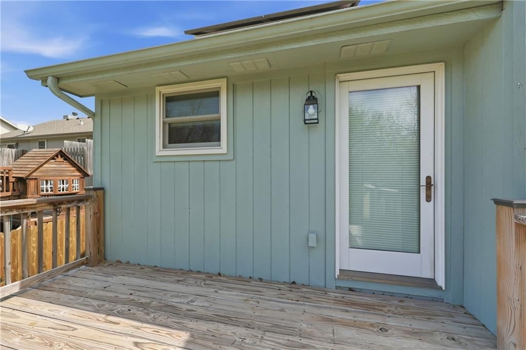 707 Christopher Drive — photo 22