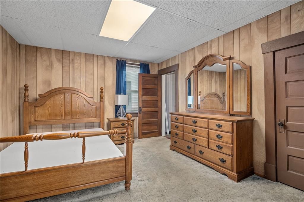 224 W Hyde Park Avenue — photo 7