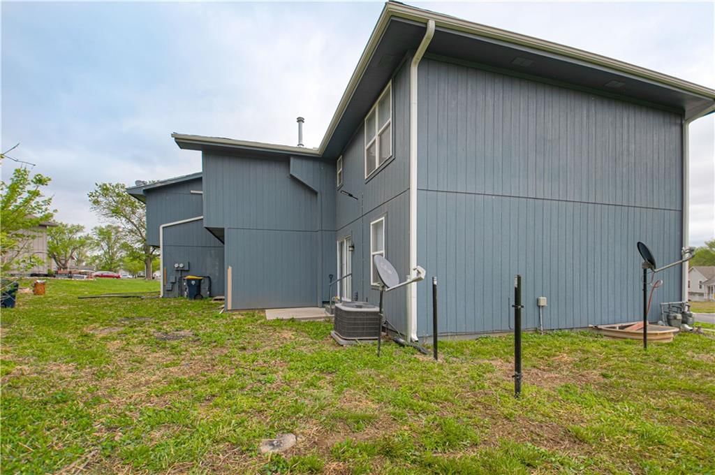 11268 Bales Avenue — photo 48