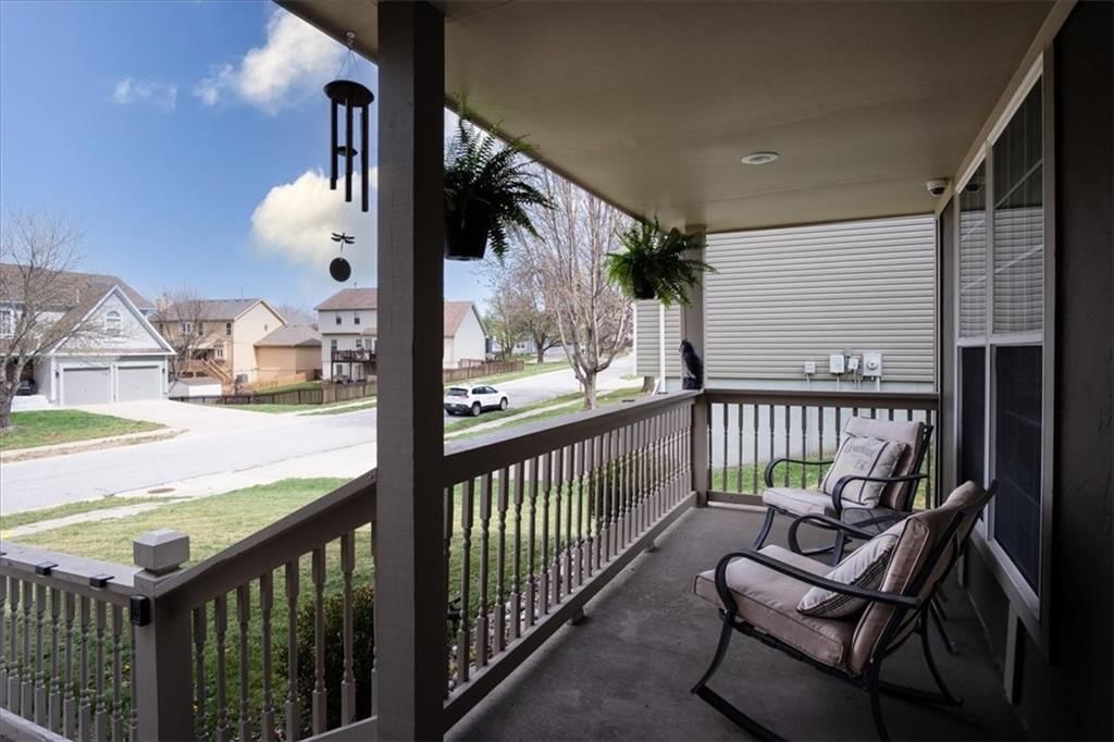 11336 N Summit Street — photo 3