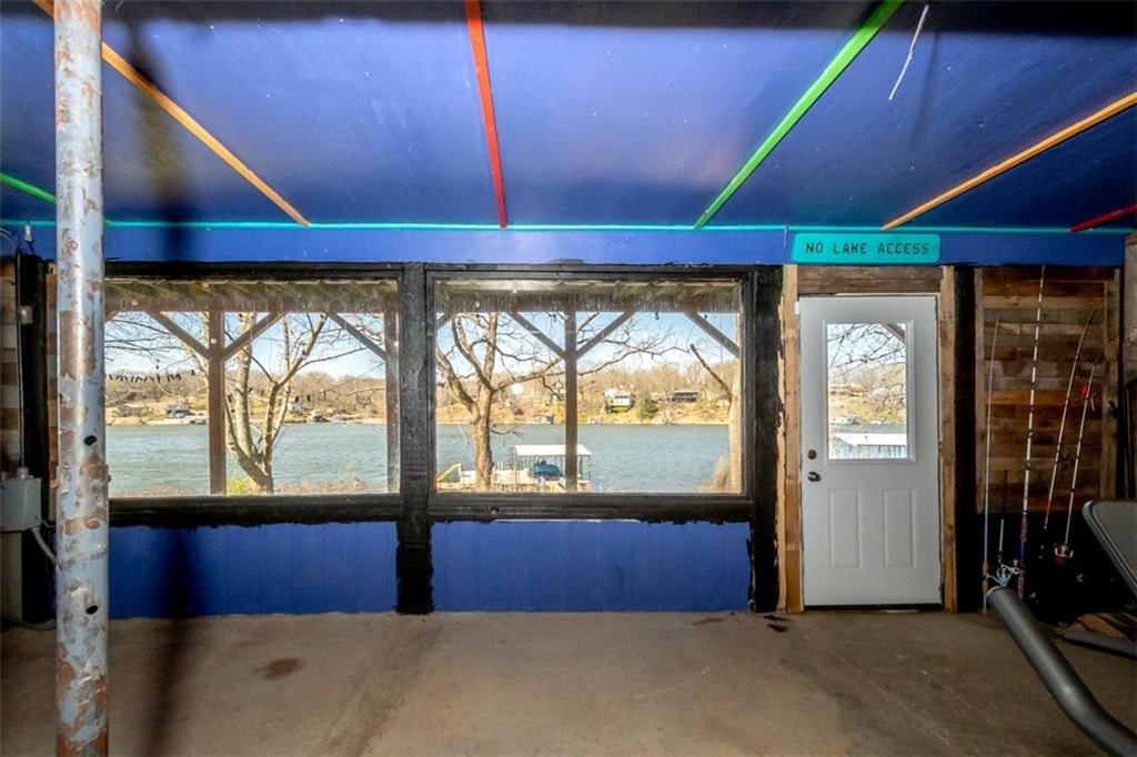 4929 SARATOGA Drive — photo 33