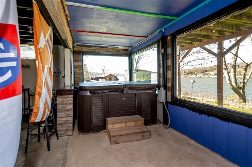 4929 SARATOGA Drive — photo 35
