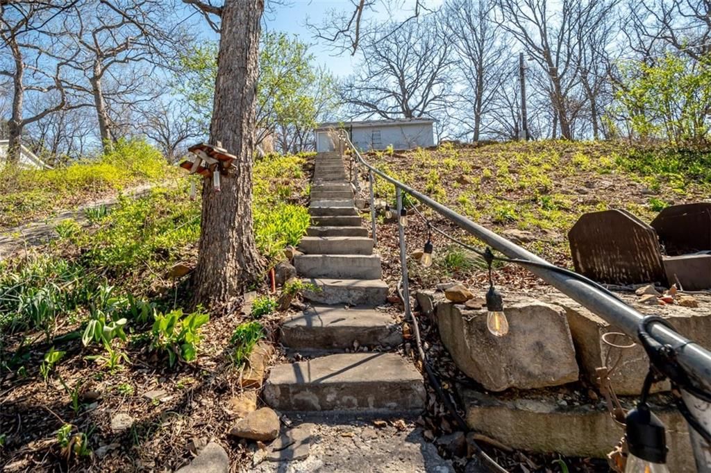 4929 SARATOGA Drive — photo 41