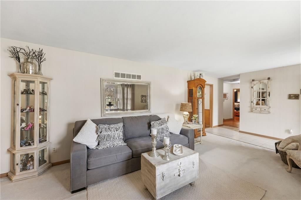 8713 Waverly Avenue — photo 11