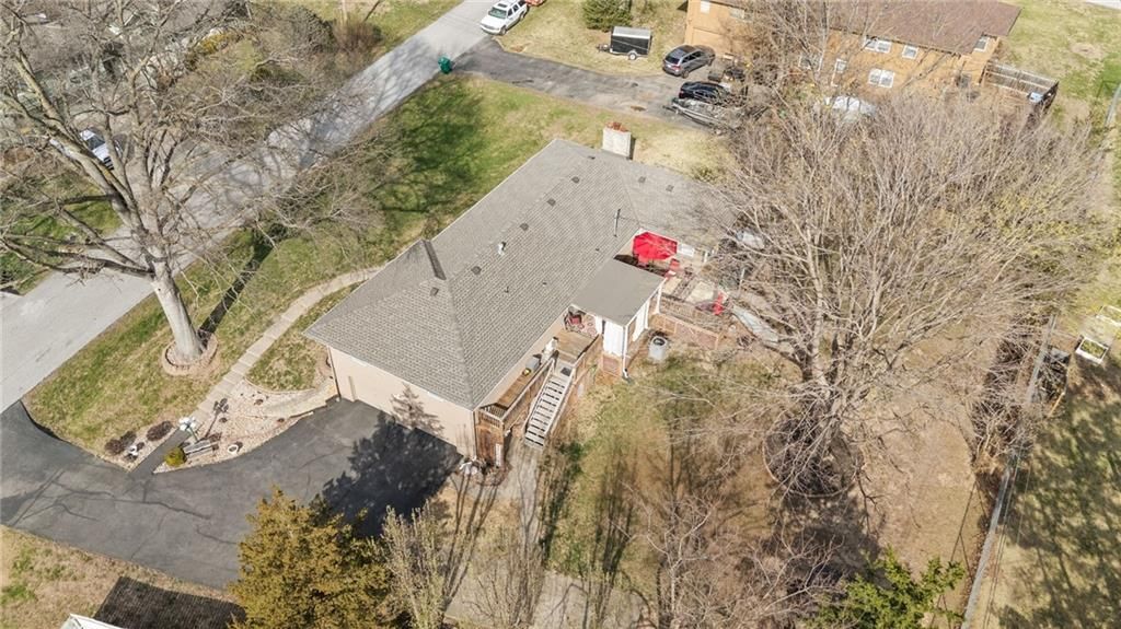 8713 Waverly Avenue — photo 38