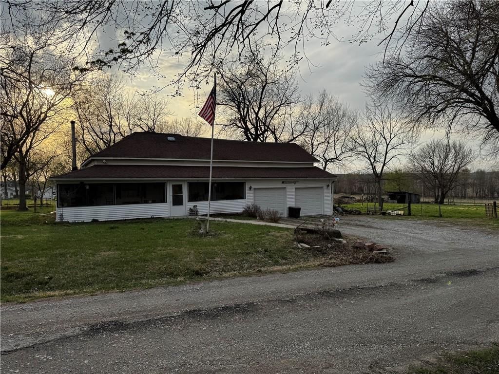 710 N Caldwell Street — photo 4