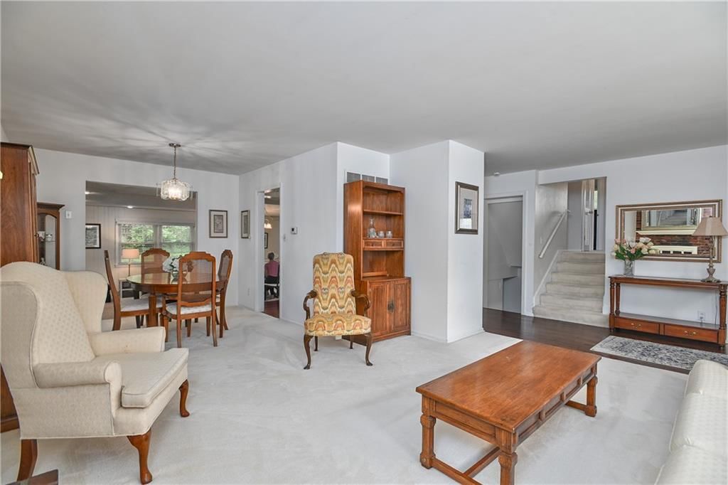 10204 W 70th Street — photo 9