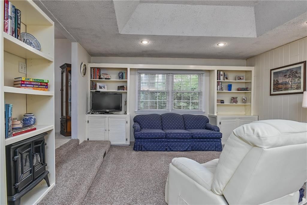 10204 W 70th Street — photo 18